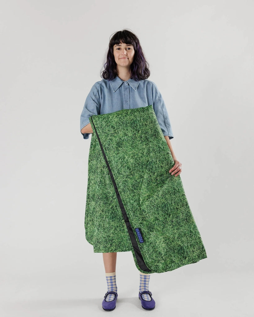 Puffy Picnic Blanket - Grass