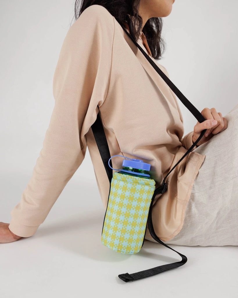 Puffy Water Bottle Sling - Mint Pixel Gingham