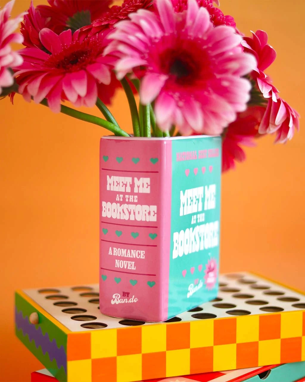 Flower Vase - Meet Me At The Bookstore