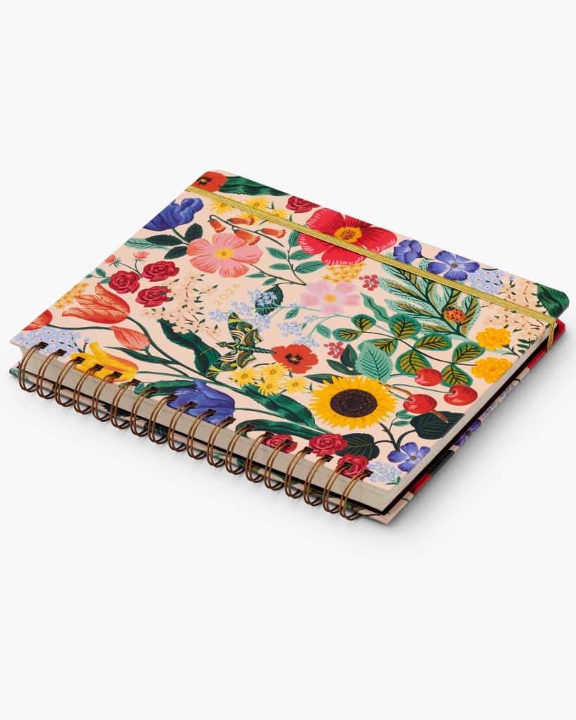 17-Month Planner 2024 - Blossom