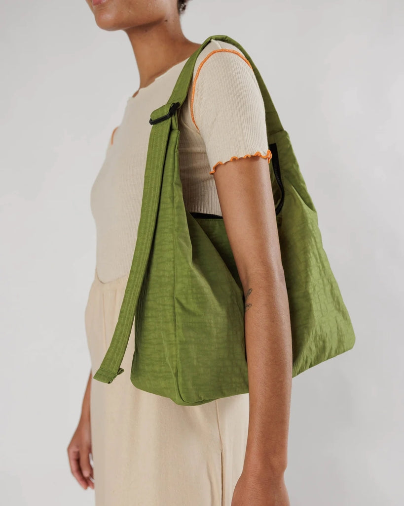 BAGGU Nylon Shoulder Bag Avocado – A Little Bird Told