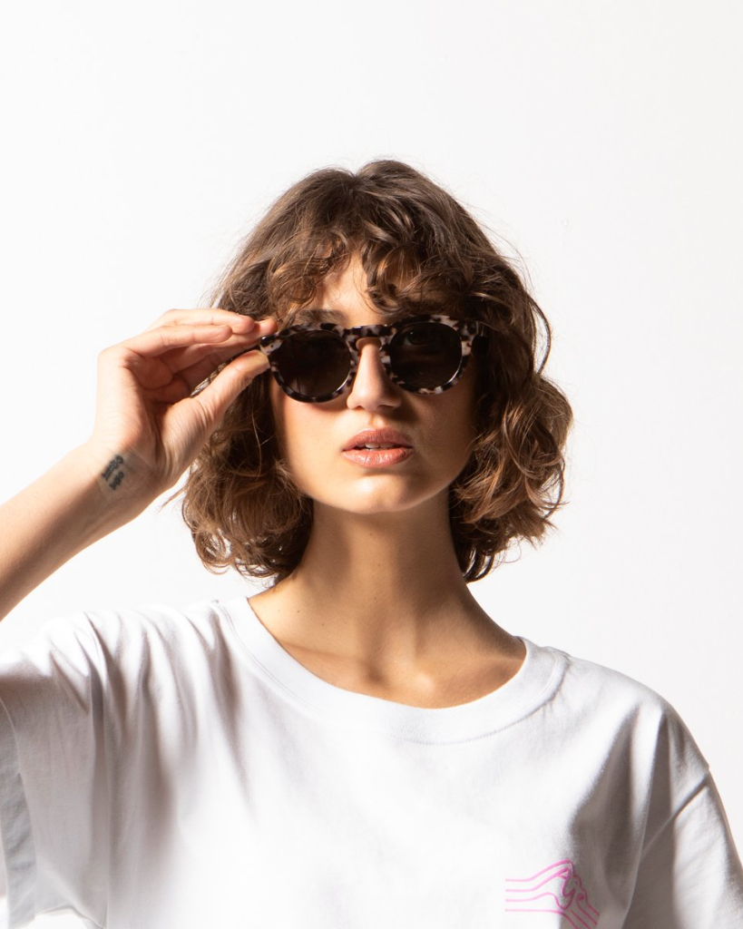 Detached - White Tort