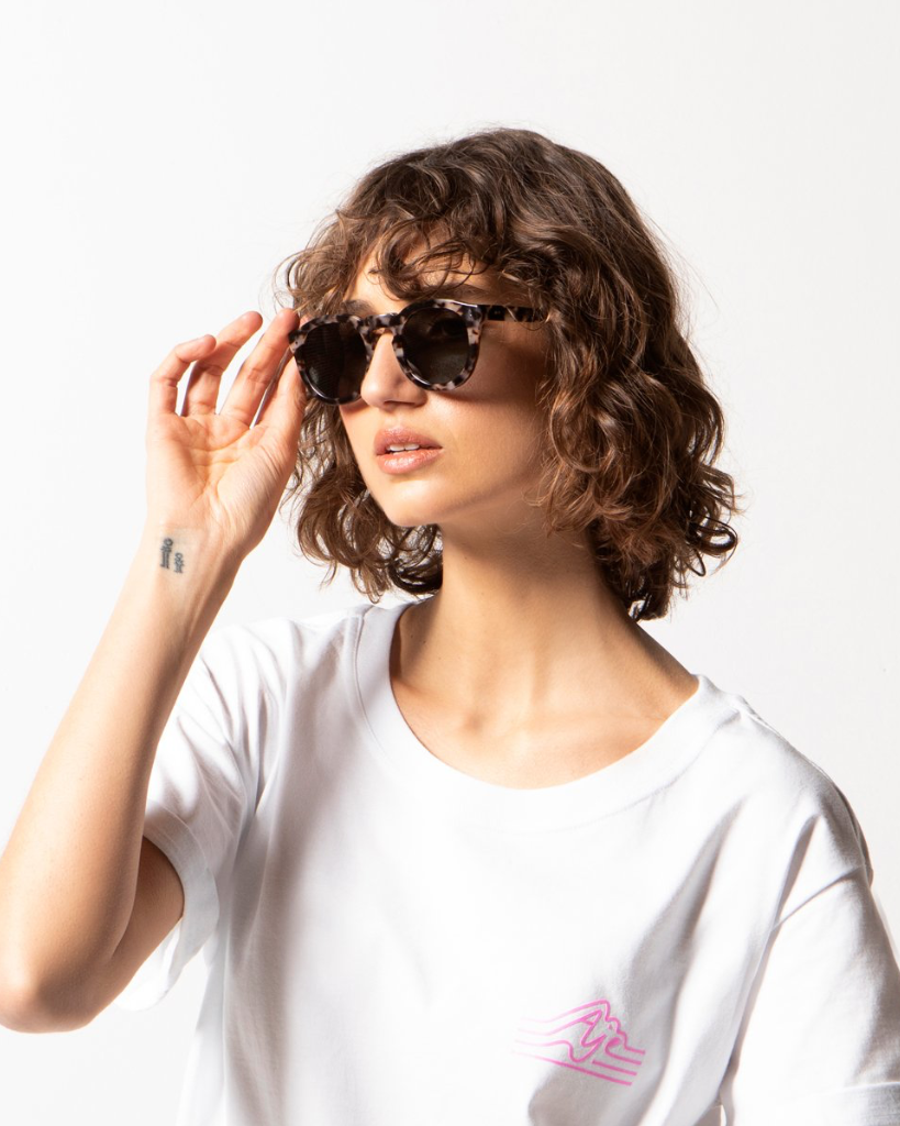 Detached - White Tort