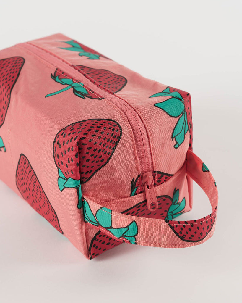 Dopp Kit - Strawberry