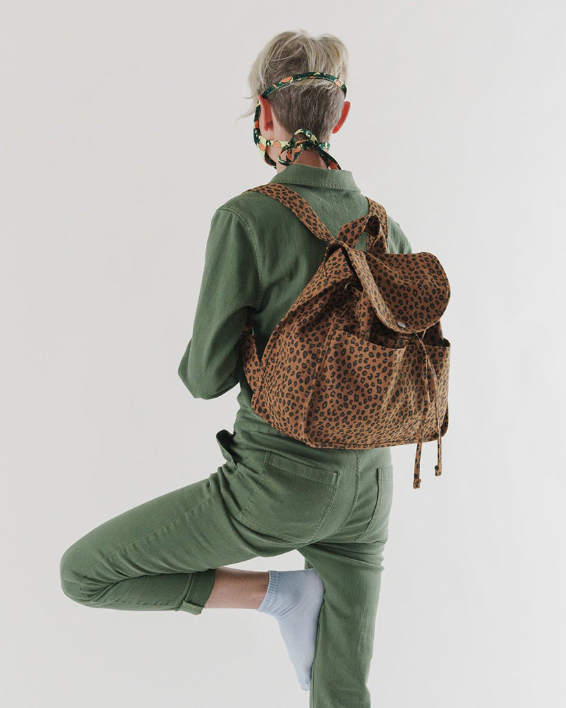 Drawstring Backpack - Nutmeg Leopard