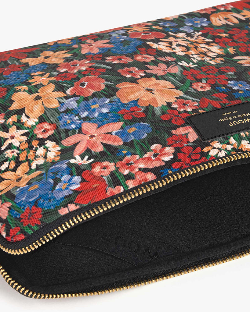 Tech Case - Camila