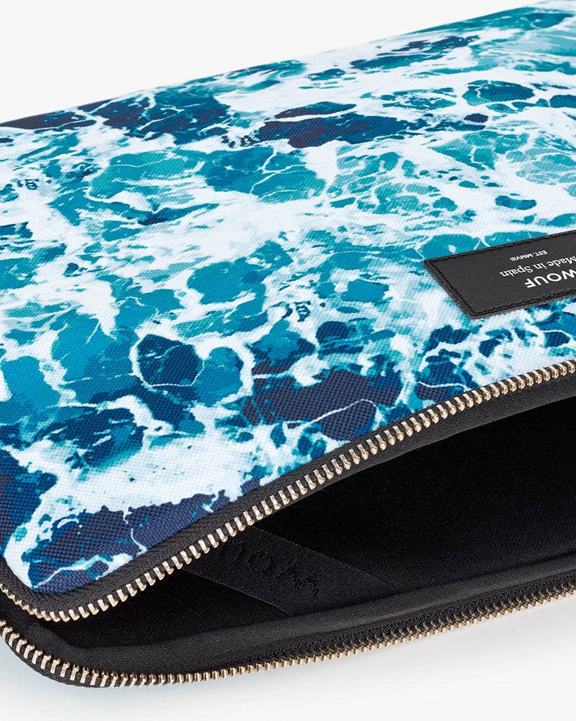 Tech Case - Waves
