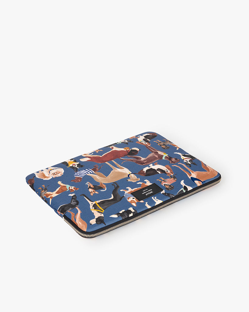 Tech Case - Woufers
