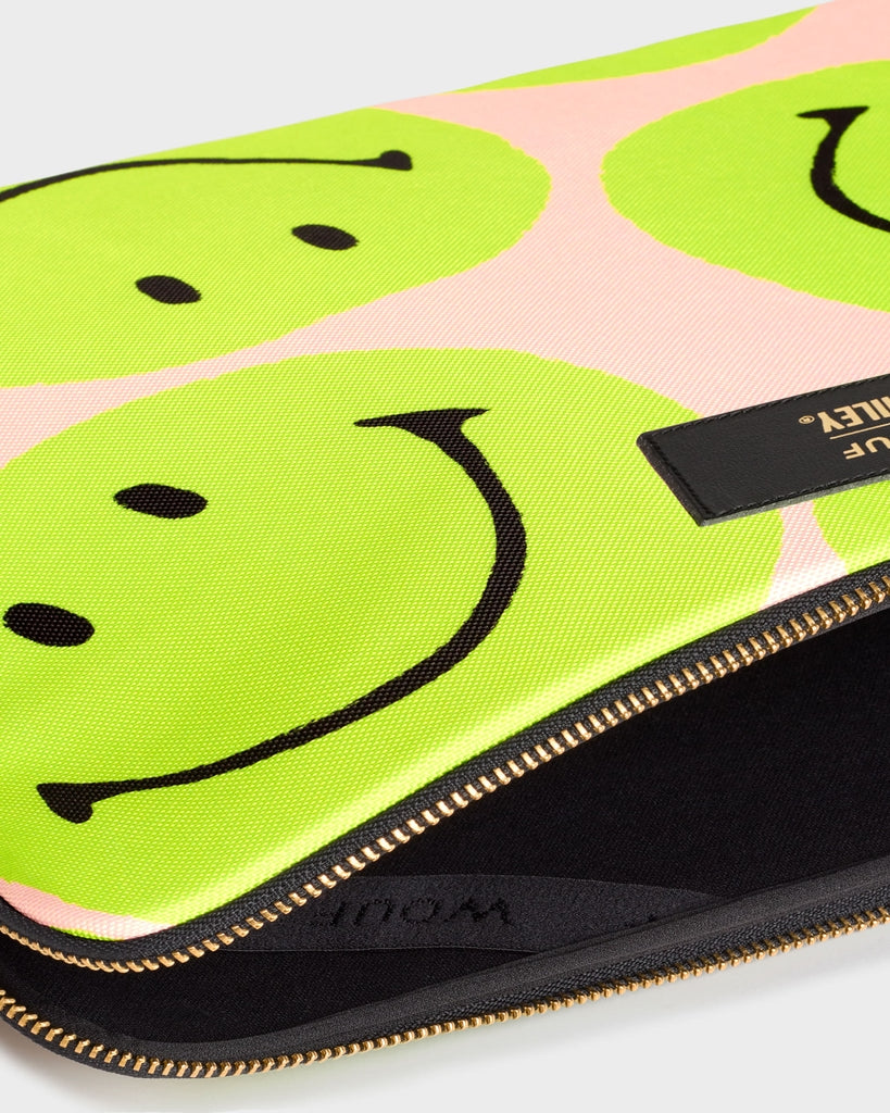 Tech Case - Smiley
