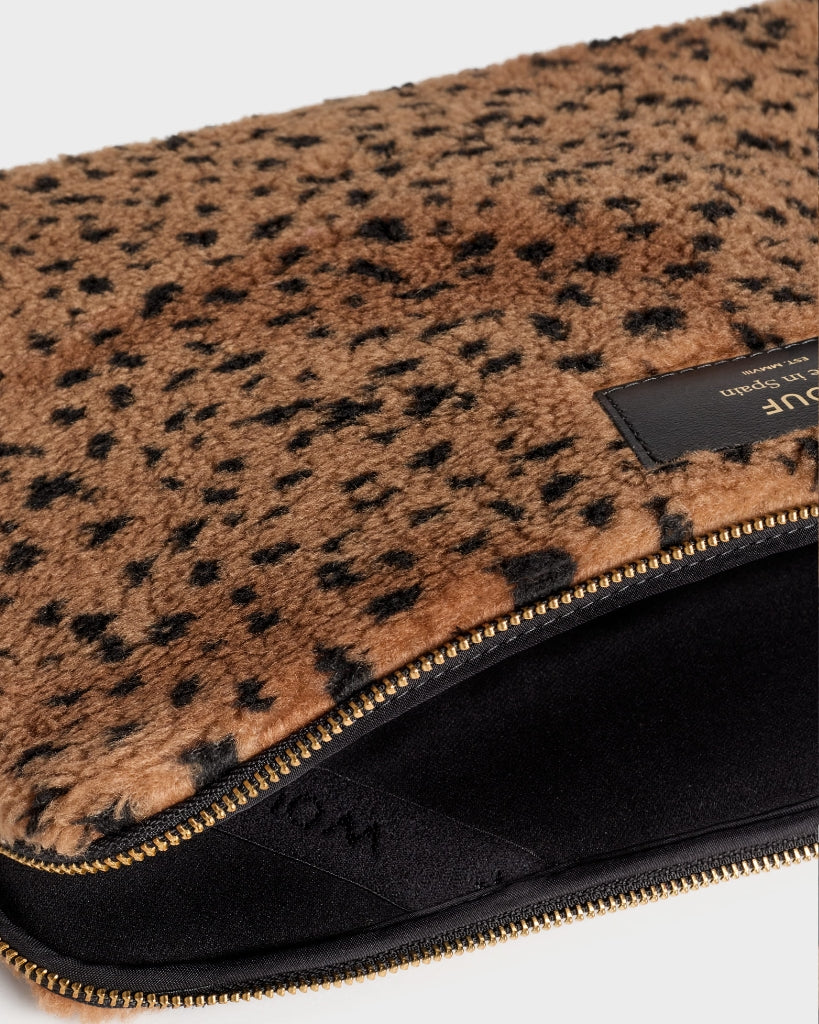 Teddy's Capsule Tech Case - Toffee