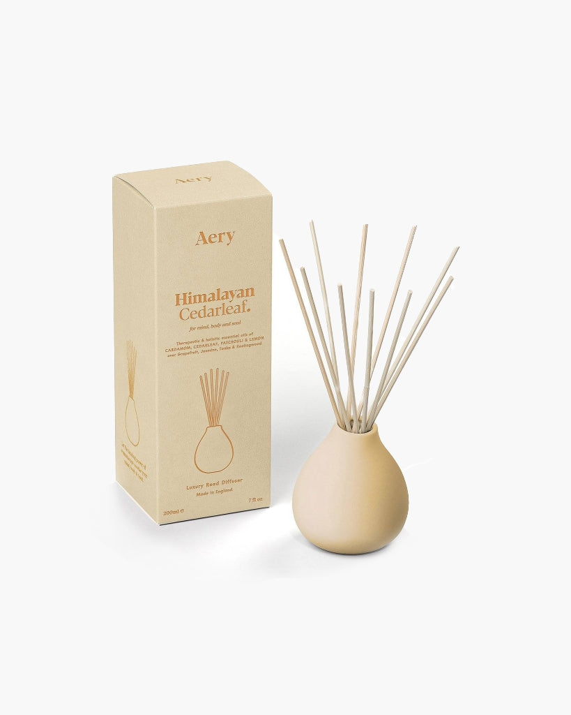 Reed Diffuser - Fernweh Ceramic Himalayan Cedarleaf [PRE ORDER]