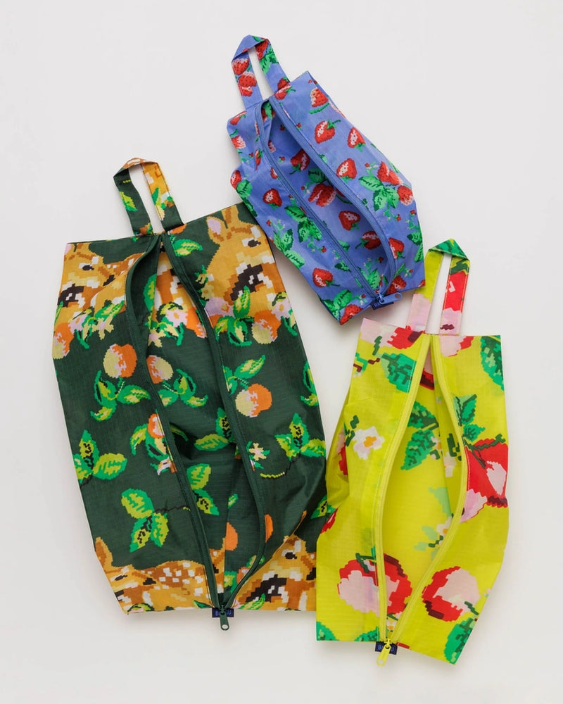 
                      
                        3D Zip Set - Needlepoint Fruit
                      
                    