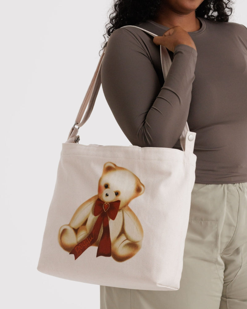 
                      
                        Horizontal Zip Duck Bag - Teddy Bear [PRE ORDER]
                      
                    