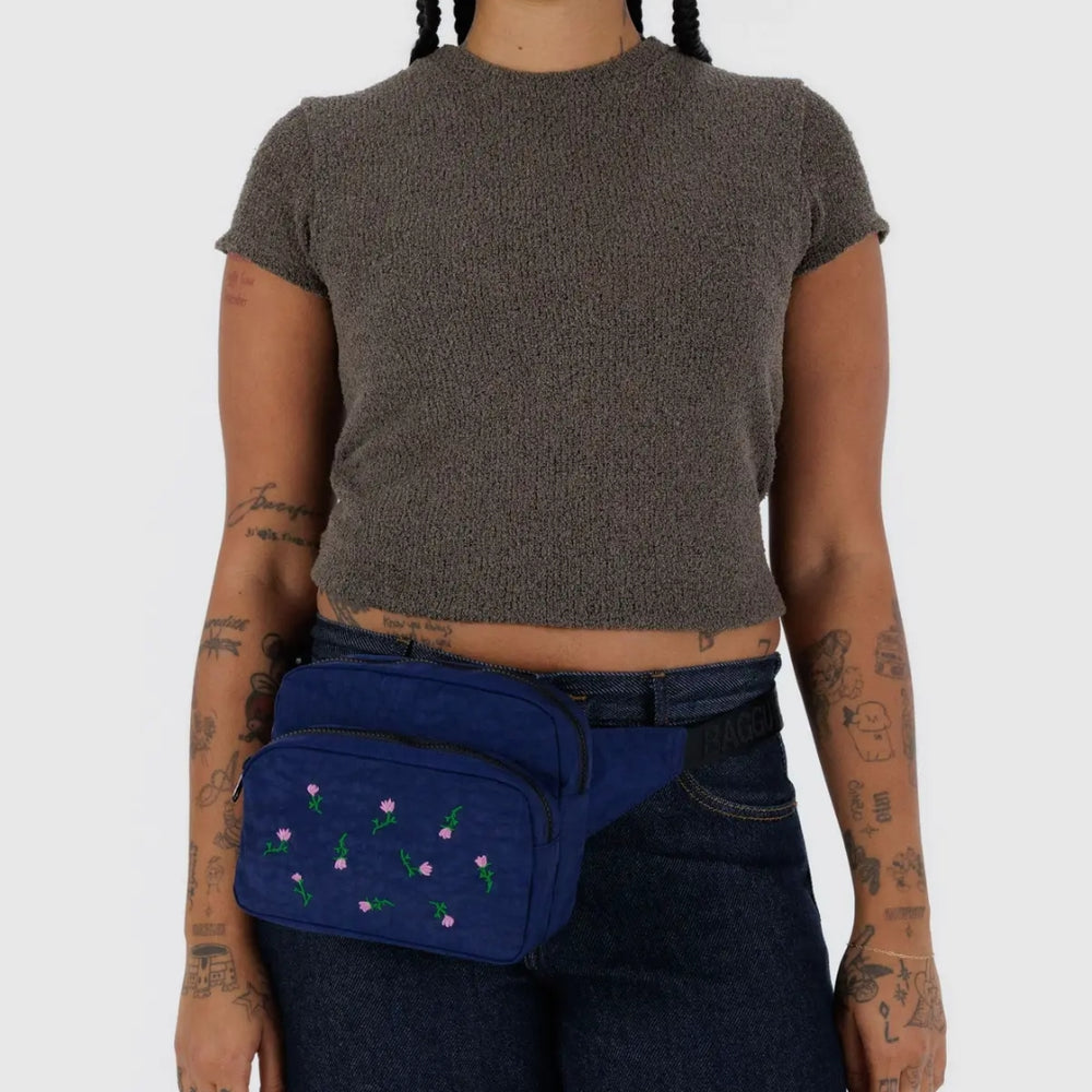 
                      
                        Fanny Pack - Embroidered Wildflower [PRE ORDER]
                      
                    