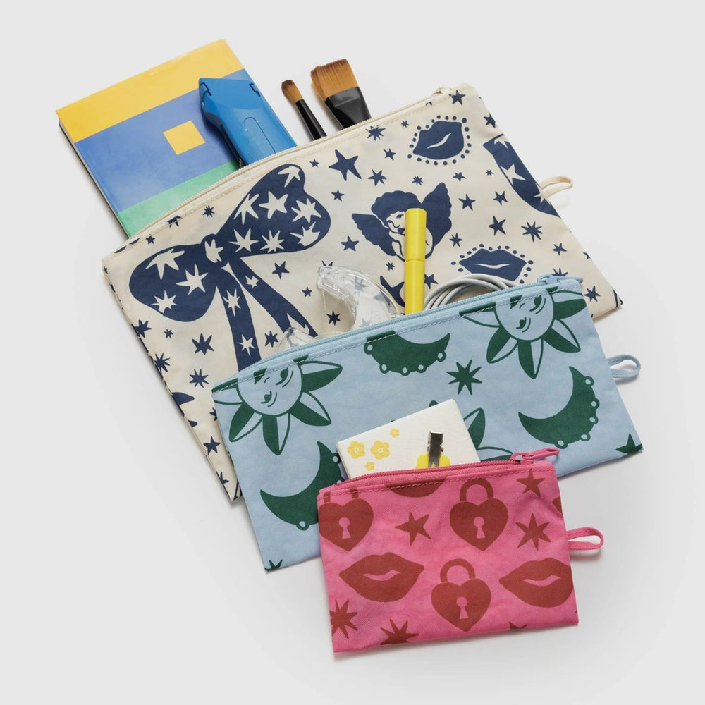 
                      
                        Flat Pouch Set - Charms
                      
                    