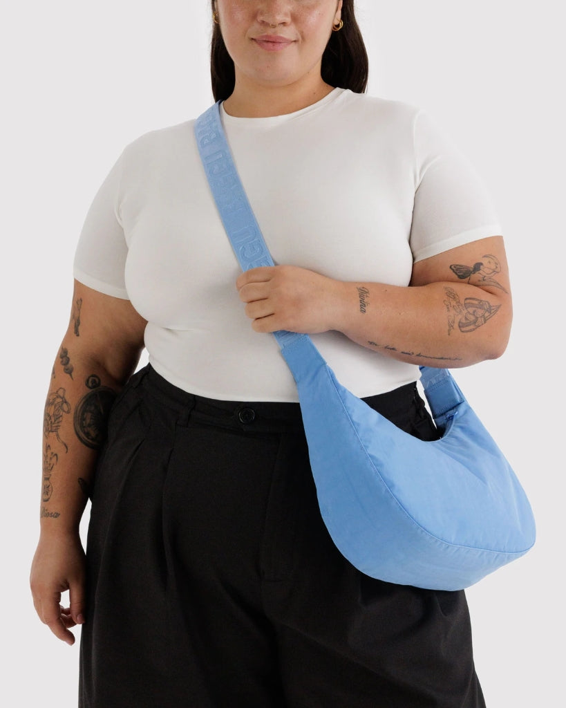 Medium Crescent Bag - Piscine
