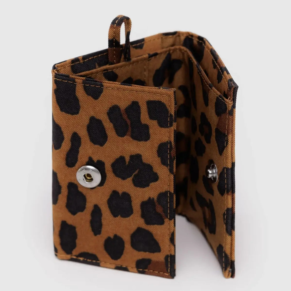 
                      
                        Snap Wallet - Leopard [PRE ORDER]
                      
                    