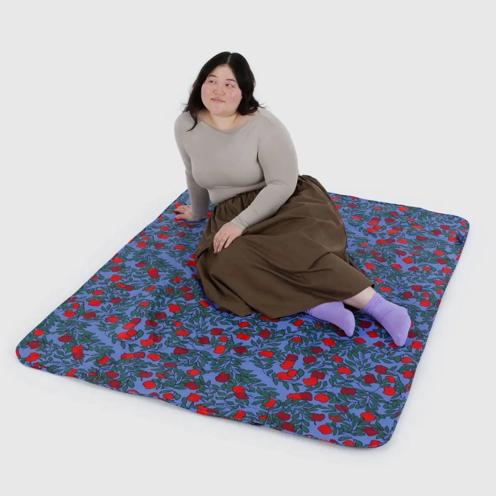 Puffy Picnic Blanket - Apple Tree
