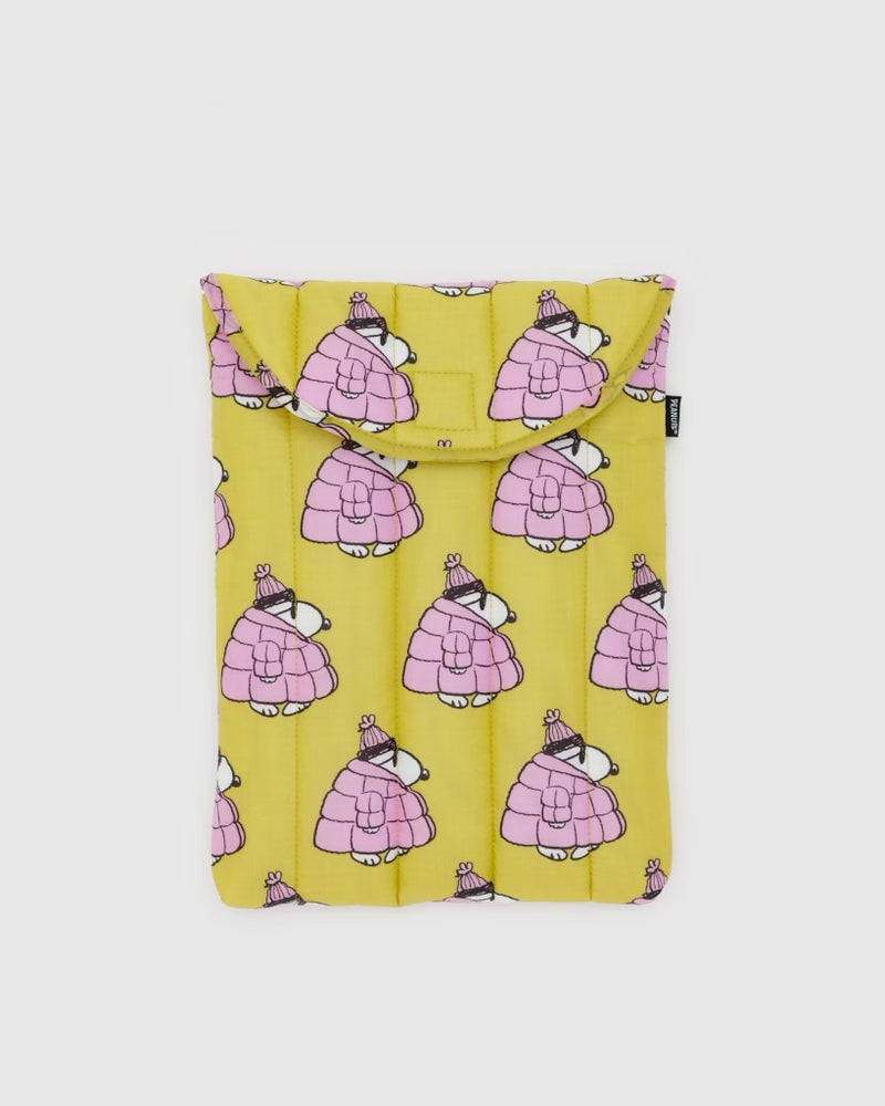 
                      
                        Puffy Laptop Sleeve - Puffer Snoopy Pink
                      
                    