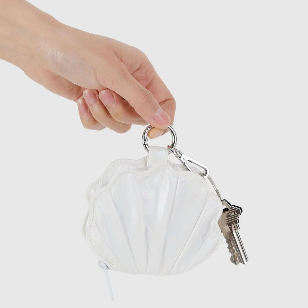 Shell Charm - Pearl Metallic