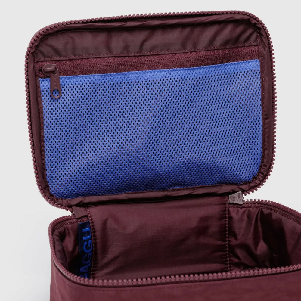 
                      
                        Cosmetic Case Small - Mahogany [PRE ORDER]
                      
                    