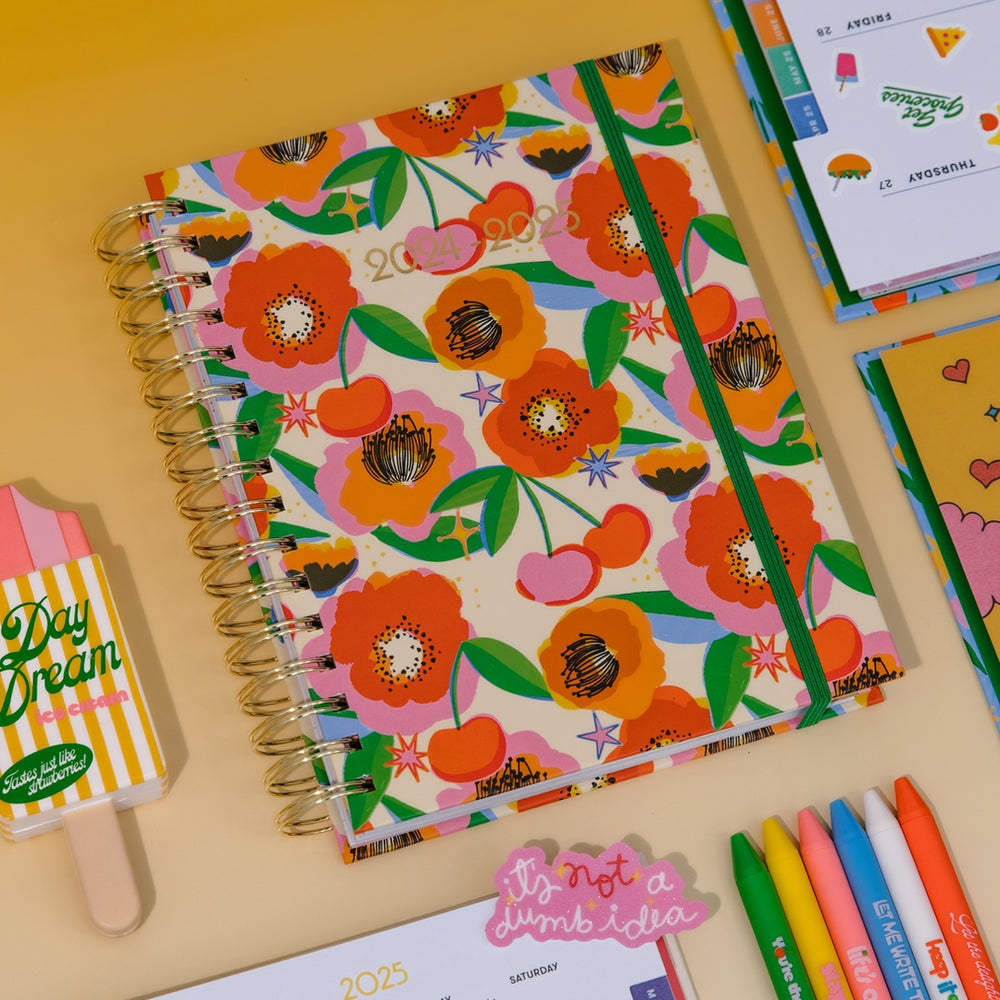 17-Month Planner [2024/2025] Medium - Cherry Bomb