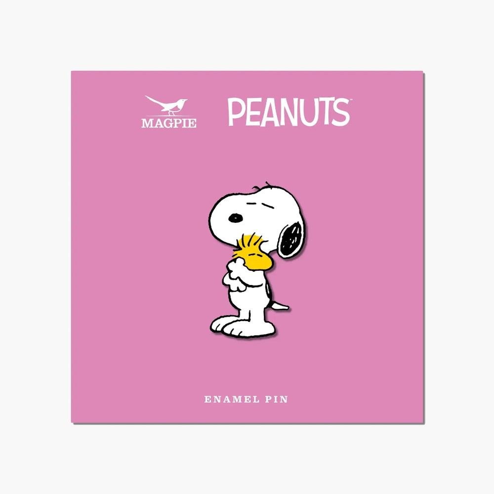 Peanuts Enamel Pin - Give Hugs