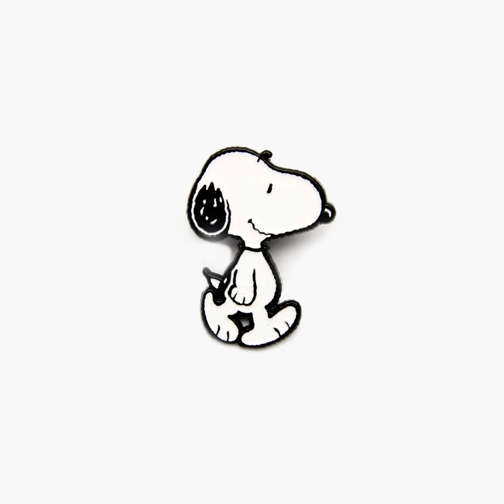 Peanuts Enamel Pin - Snoopy