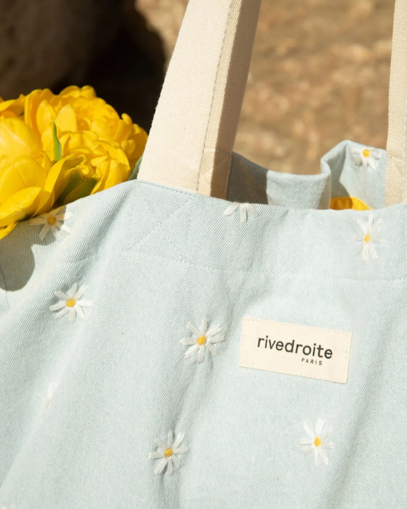 
                      
                        Thérèse The Tote Bag - Marguerite
                      
                    