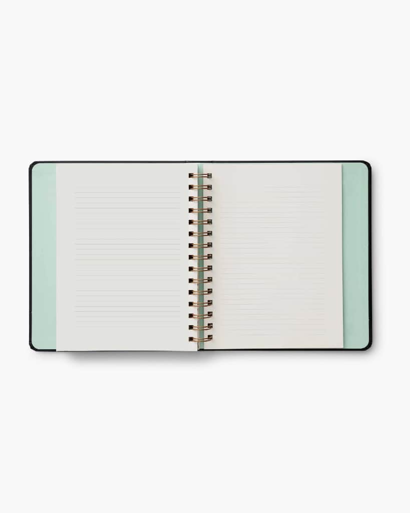 17-Month Covered Planner 2024 - Flores