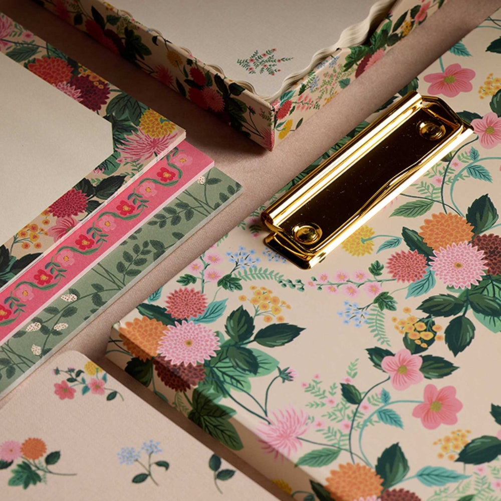 
                      
                        Clipfolio - Dahlia [PRE ORDER]
                      
                    