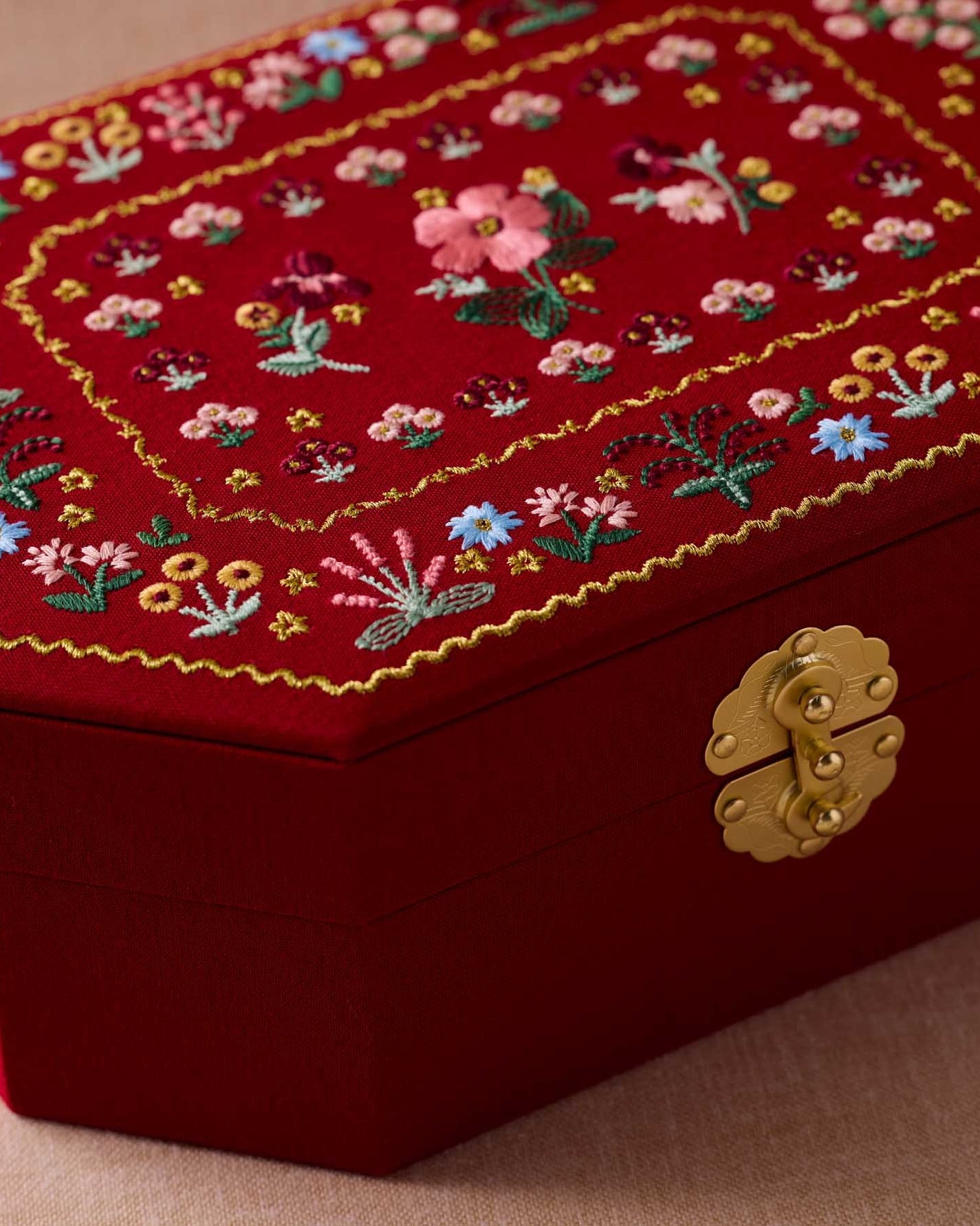 Embroidered Jewelry Box - Gemma [PRE ORDER]