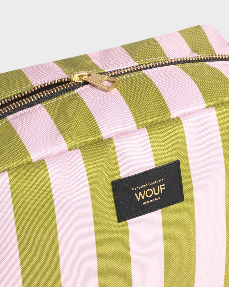
                      
                        Large Toiletry Bag - Cabana
                      
                    