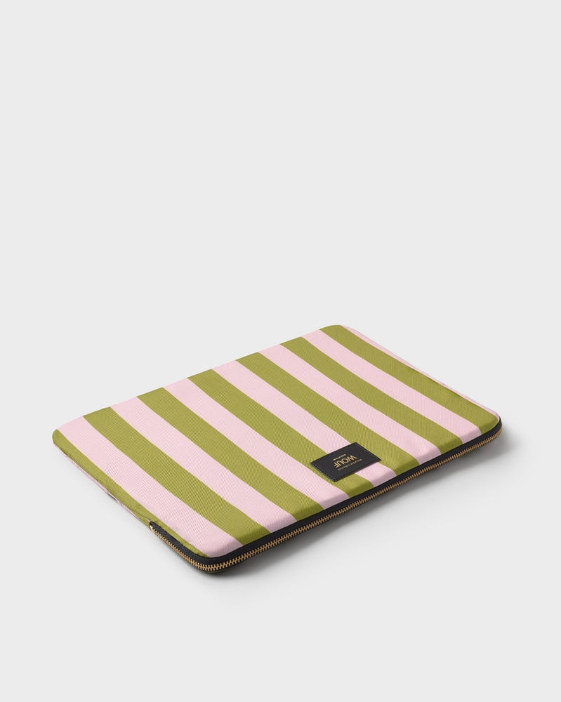
                      
                        Tech Case - Cabana
                      
                    