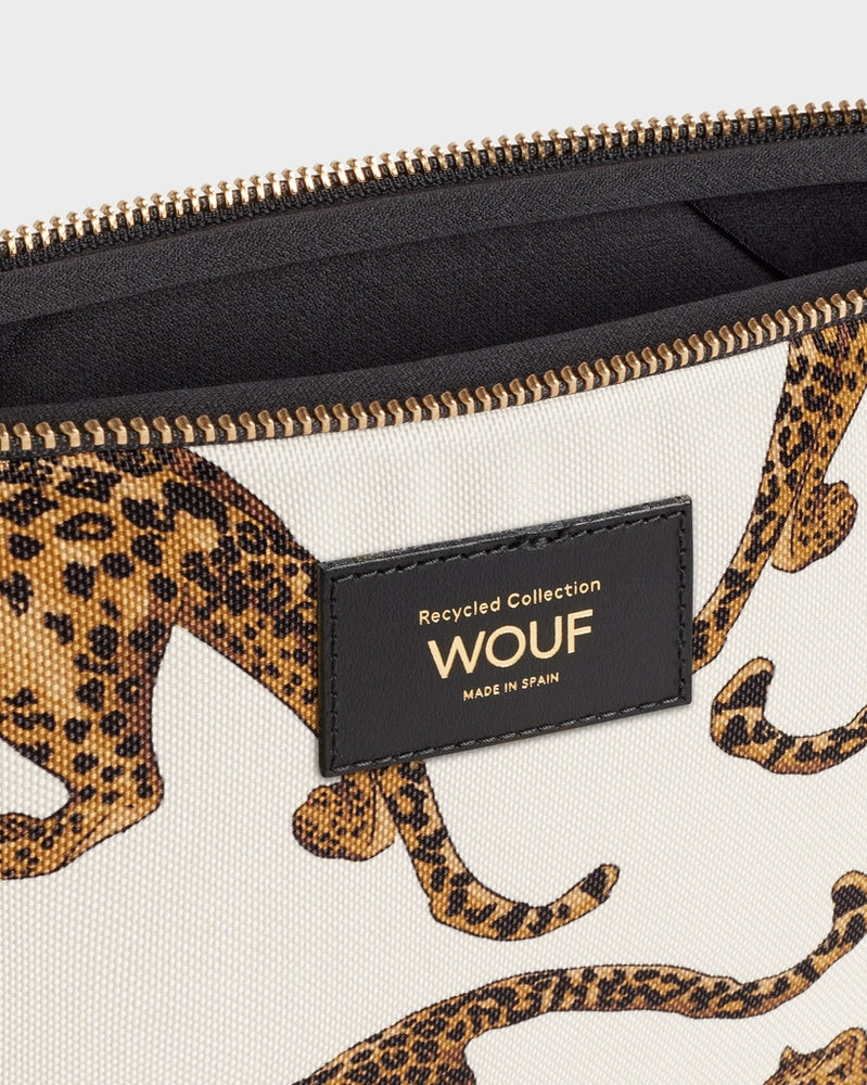 
                      
                        Tech Case - The Leopard
                      
                    