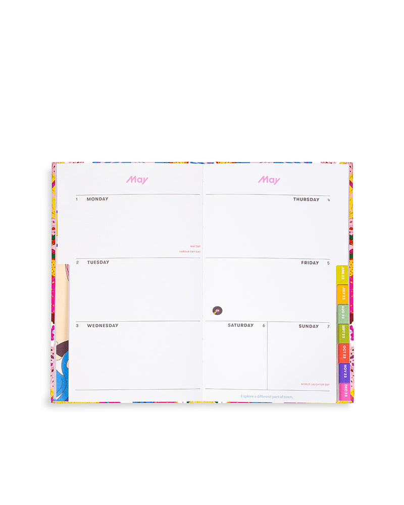 
                      
                        17-Month Planner [2022/2023] Classic - Berry Butterflies
                      
                    