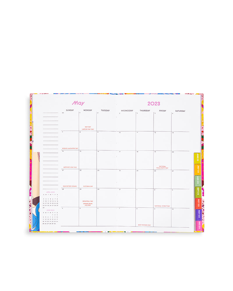 
                      
                        17-Month Planner [2022/2023] Classic - Berry Butterflies
                      
                    