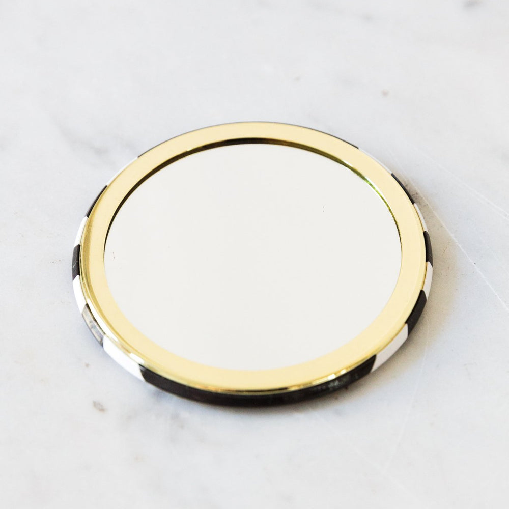 
                      
                        Compact Mirror - #nofilter
                      
                    