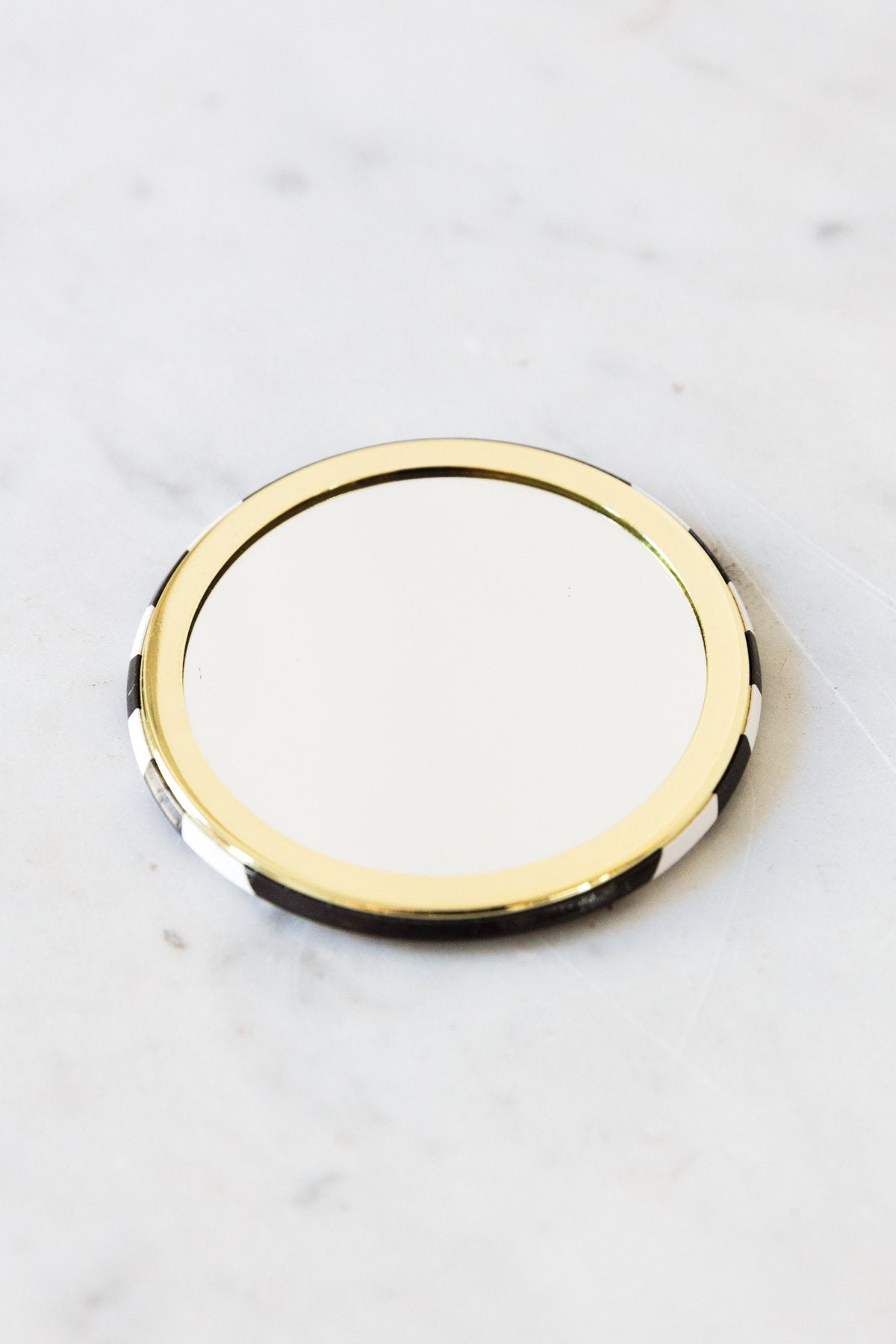 Compact Mirror - #nofilter