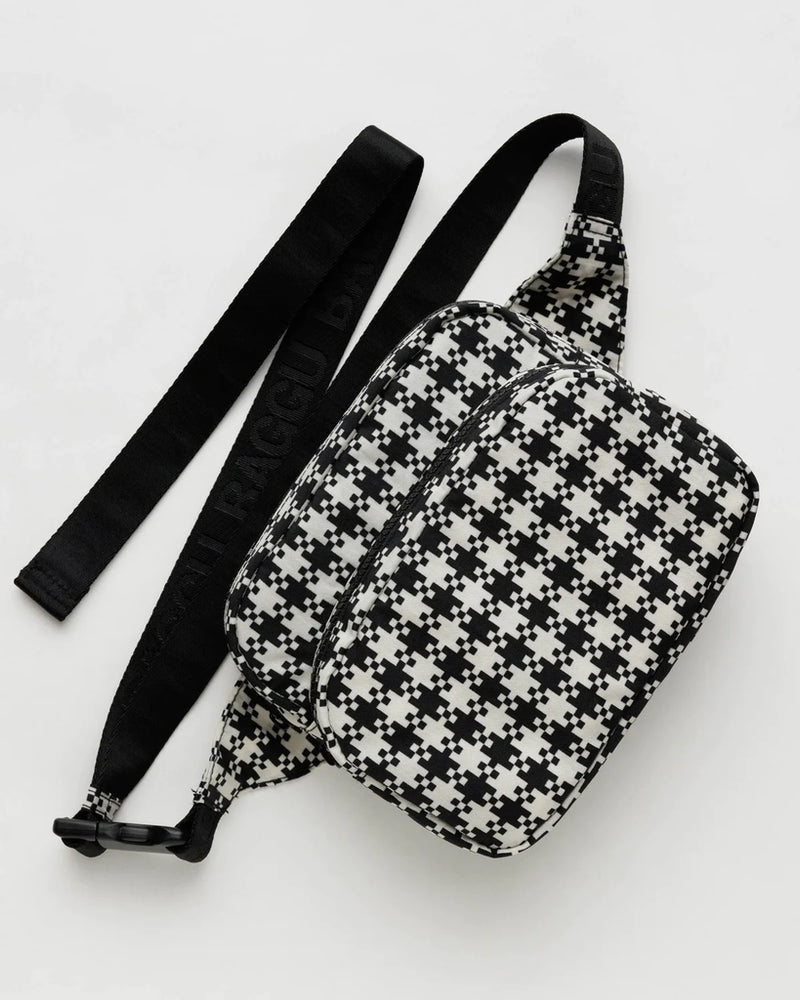 
                      
                        Fanny Pack - Black & White Pixel Gingham
                      
                    
