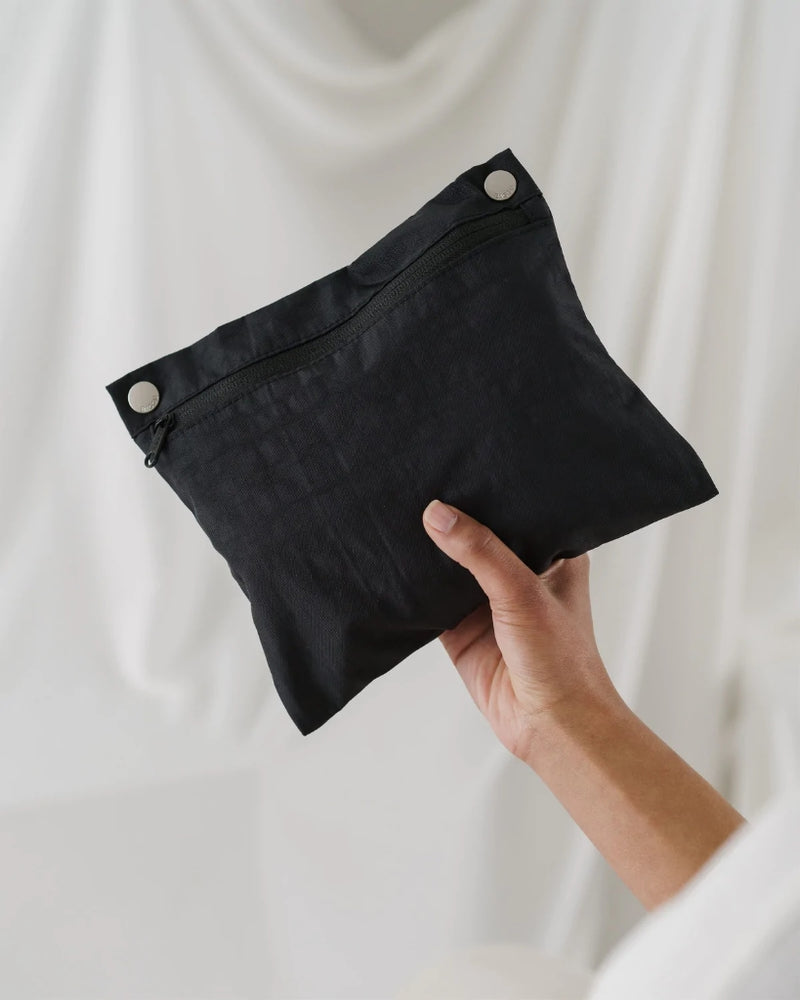 
                      
                        Cloud Bag Mini - Black
                      
                    