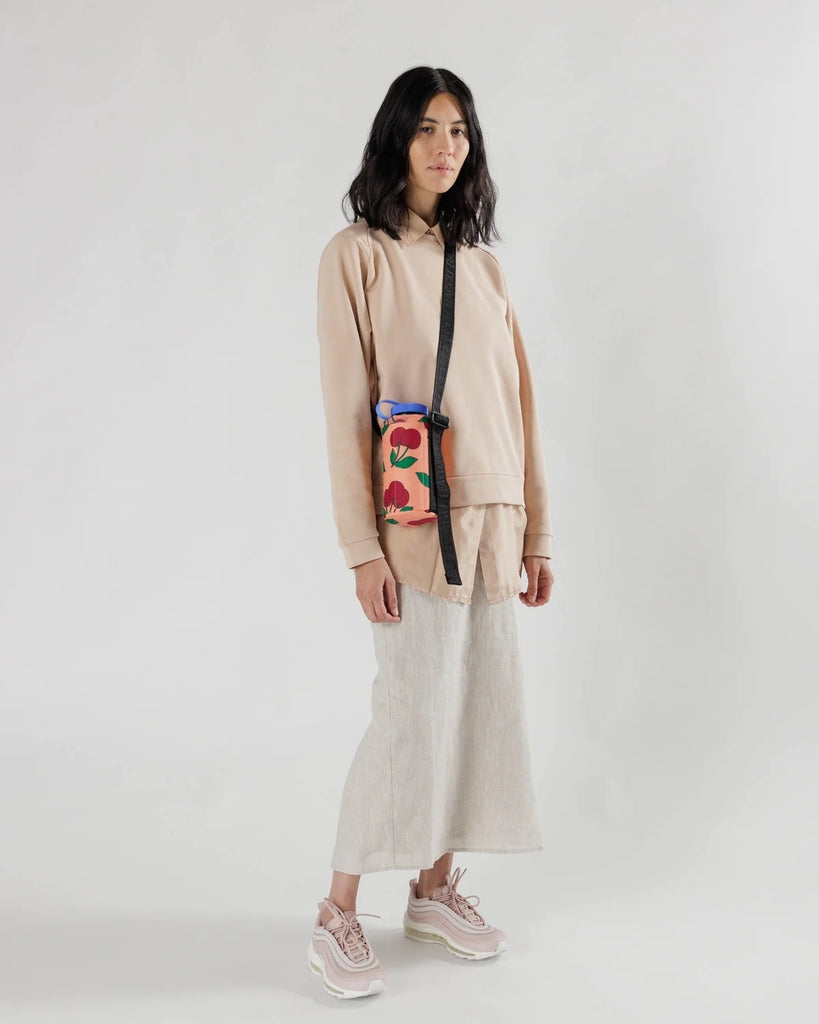 BAGGU Puffy Water Bottle Sling Sherbet Cherry – A Little Bird