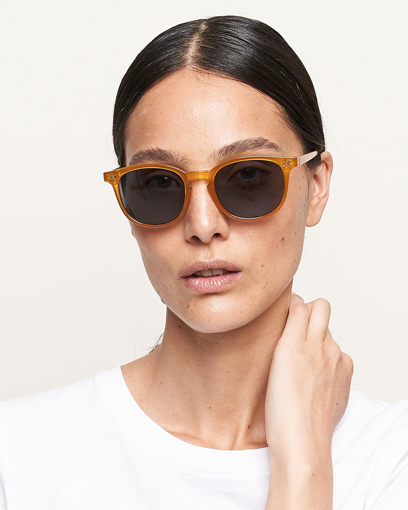 
                      
                        Banna Sunnies - Amber Carbon
                      
                    