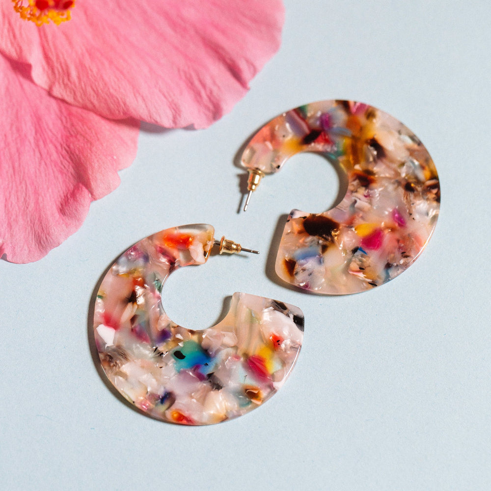 
                      
                        Adella Resin Earrings - Rosado
                      
                    