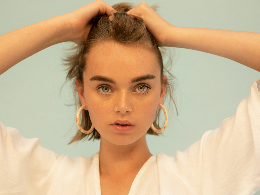 
                      
                        Ula Hoops - Bone
                      
                    