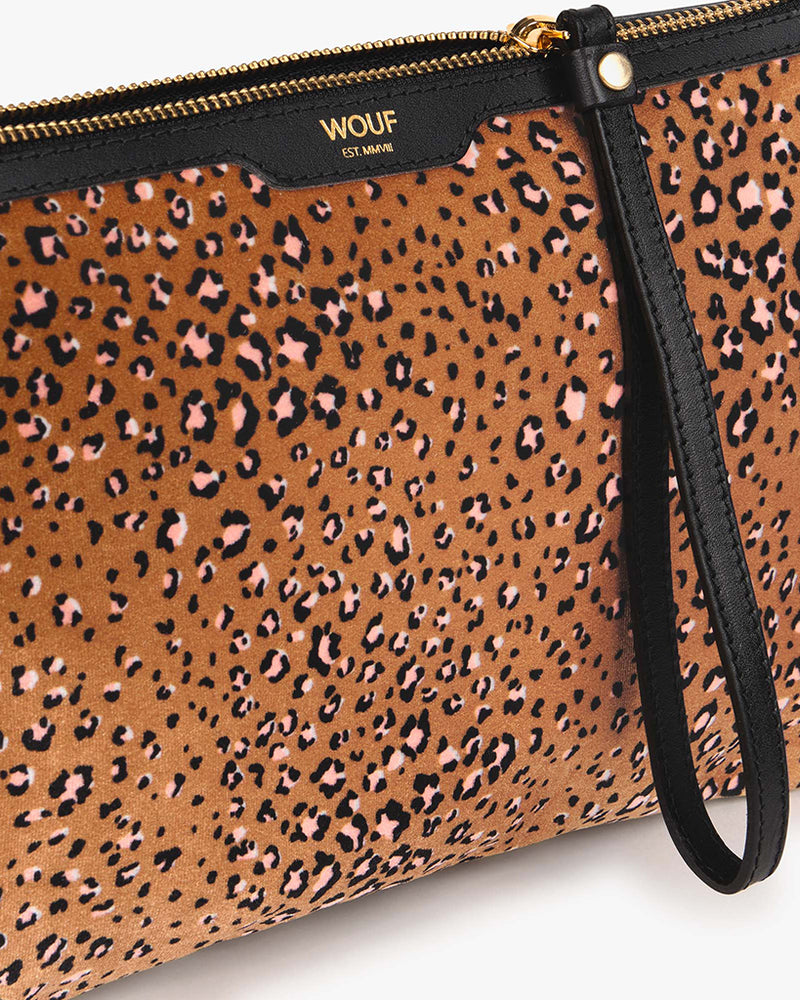
                      
                        Night Clutch - Bruna
                      
                    