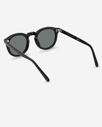 Detached - Black