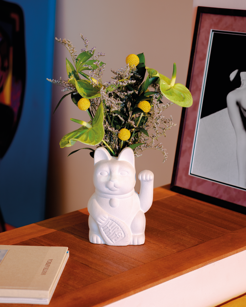 
                      
                        Flower Vase - Neko White
                      
                    