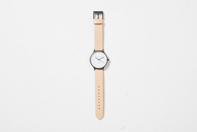 
                      
                        Inertia - Matte Black / White Face / White Natural Strap
                      
                    