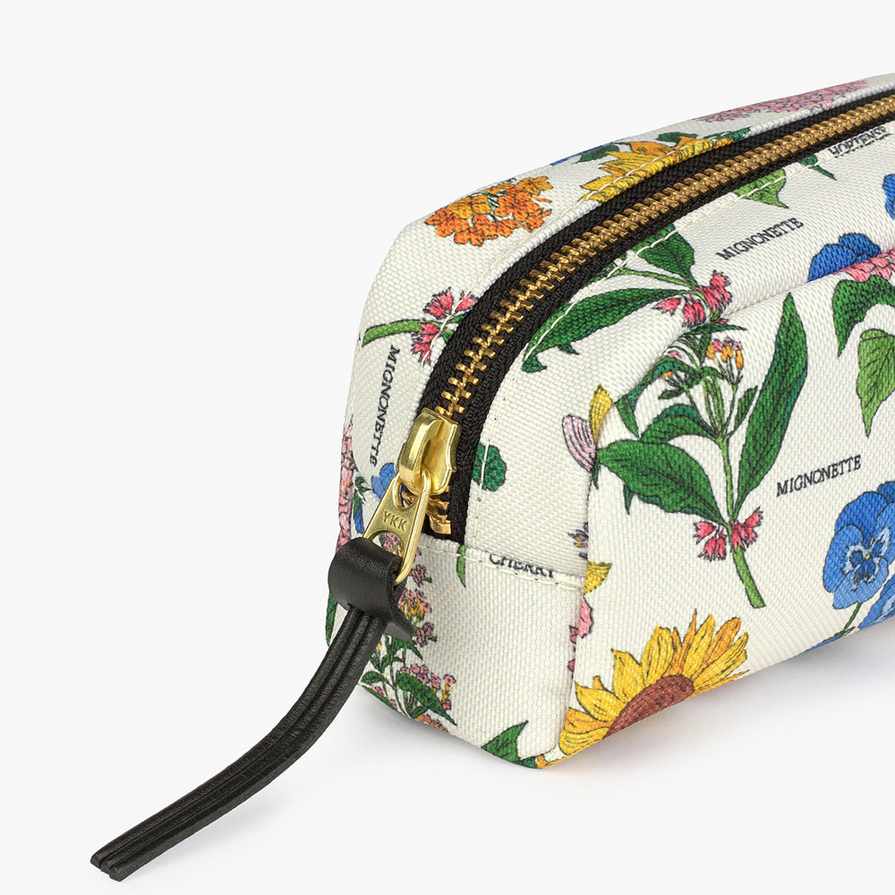 
                      
                        Small Make-Up Pouch - Botanic
                      
                    